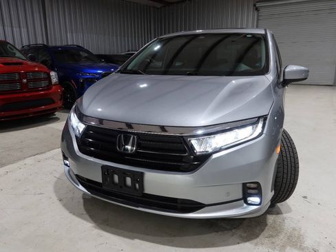 Used 2023 Honda Odyssey Touring image 41
