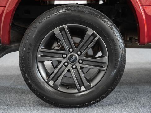 Used 2018 Ford F150 Lariat w/ Heavy-Duty Payload Package image 25