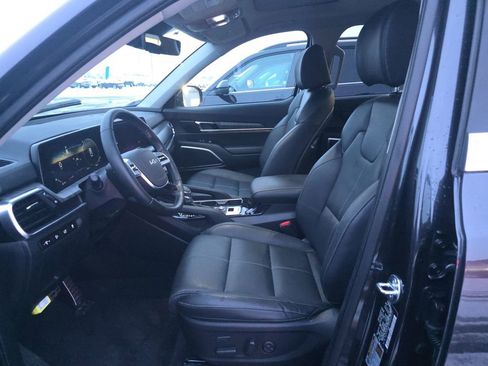 Used 2025 Kia Telluride SX image 21