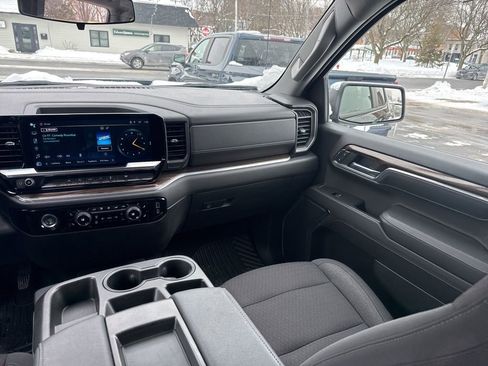 Used 2024 Chevrolet Silverado 1500 LT AWD/4WD image 21