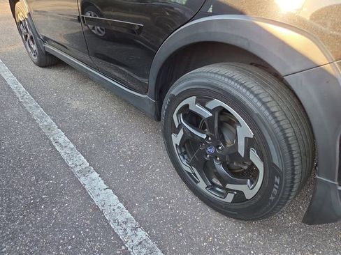 Used 2023 Subaru Crosstrek 2.5i Limited w/ Moonroof Package image 7