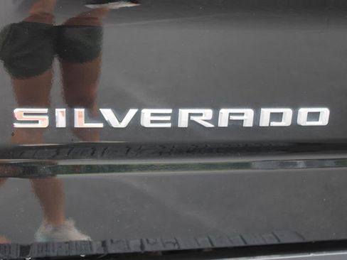 Used 2022 Chevrolet Silverado 1500 Custom RWD image 24