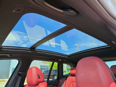 Used 2024 BMW X3 M40i w/ Parking Assistance Package AWD/4WD image 15