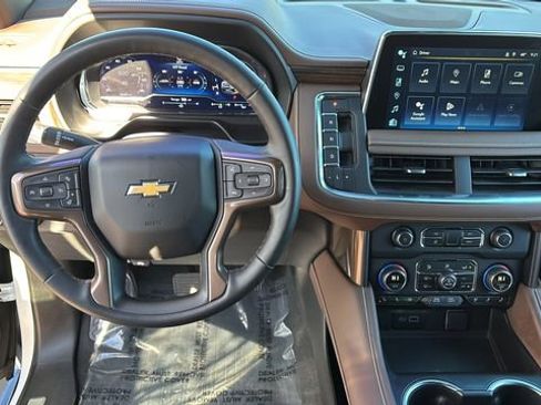 Used 2024 Chevrolet Tahoe High Country image 9