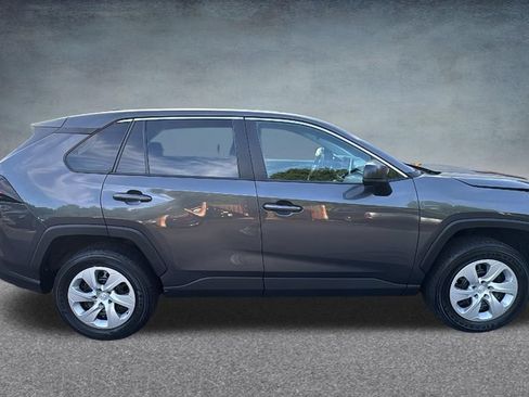 Used 2025 Toyota RAV4 LE AWD/4WD image 28