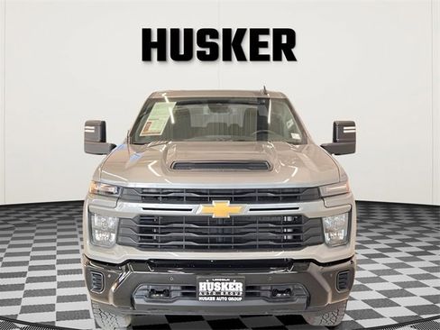 Used 2026 Chevrolet Silverado 2500 Custom w/ Custom Value Package image 3