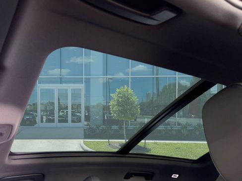 New 2025 Audi SQ5 Premium Plus image 16