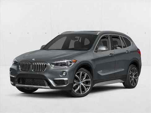 Used 2017 BMW X1 xDrive28i AWD/4WD image 1