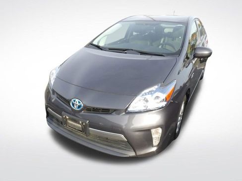 Used 2014 Toyota Prius Prime Plug-In Hybrid image 9