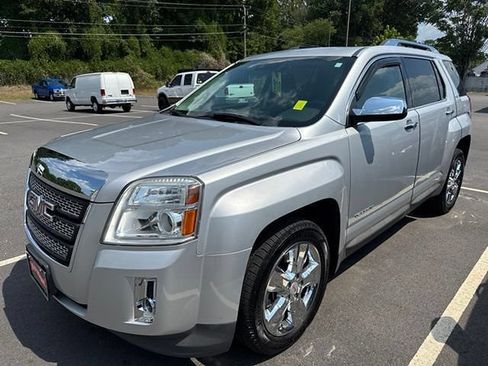 Used 2015 GMC Terrain SLT FWD image 1