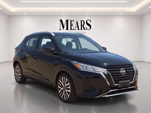 Used 2024 Nissan Kicks SV FWD image 7
