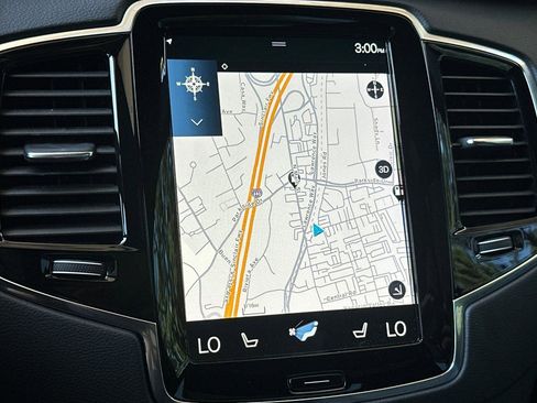 Used 2021 Volvo XC90 T8 Inscription w/ Advanced Package image 26