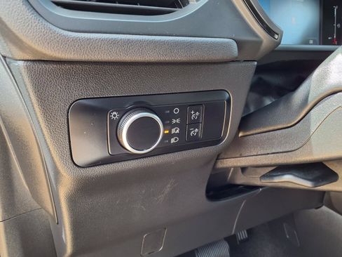 Used 2025 Ford Escape ST-Line FWD image 21