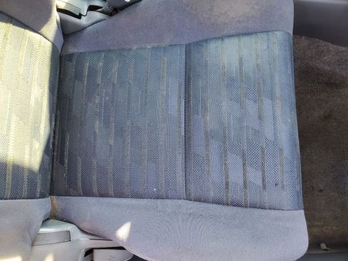 Used 1997 Toyota RAV4 2WD 4-Door image 30