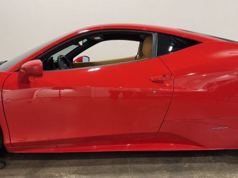 Used 2011 Ferrari 458 Italia Coupe image 11