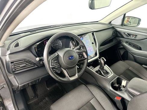 Used 2022 Subaru Outback Premium AWD/4WD image 3