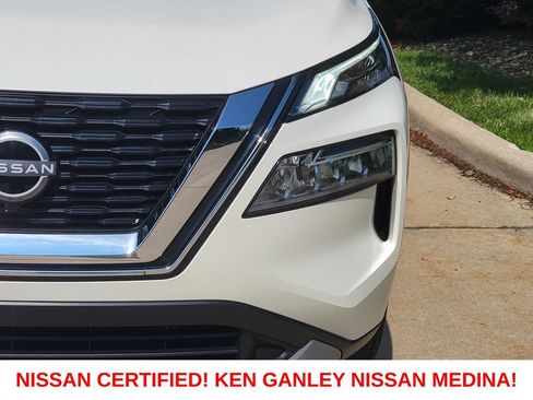 Certified 2023 Nissan Rogue SV AWD/4WD image 10