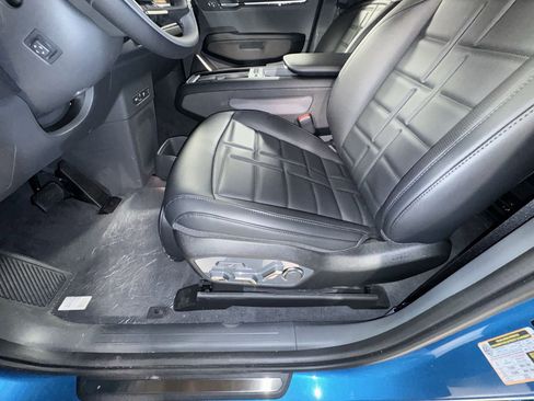 New 2026 Kia EV9 Land w/ Nightfall Edition Package image 15