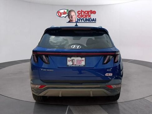Used 2023 Hyundai Tucson Limited AWD/4WD image 3