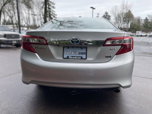 Used 2012 Toyota Camry XLE image 5
