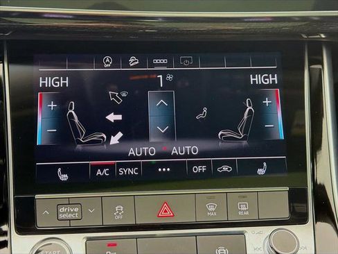Used 2025 Audi Q7 2.0T Premium w/ Convenience Plus Package AWD/4WD image 17