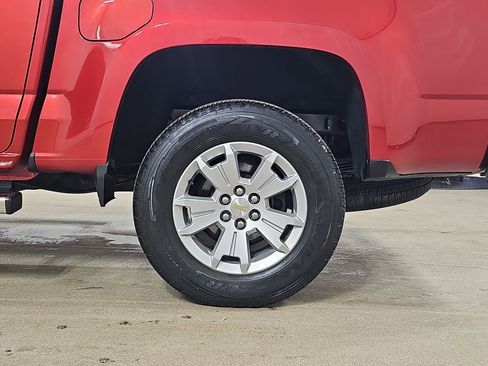 Used 2016 Chevrolet Colorado LT w/ LT Convenience Package image 37