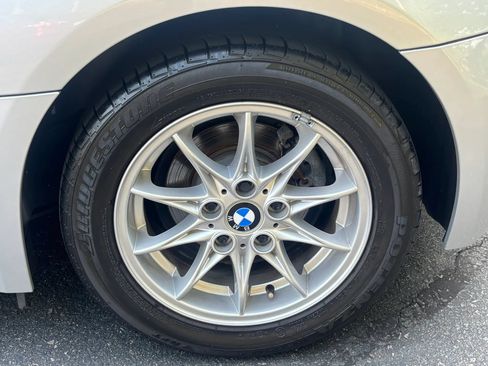 Used 2003 BMW Z4 2.5i RWD image 36