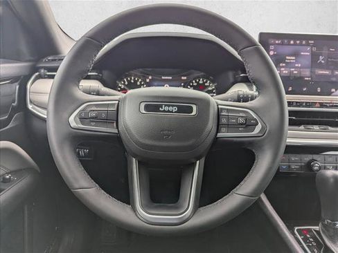 Certified 2024 Jeep Compass Limited AWD/4WD image 15