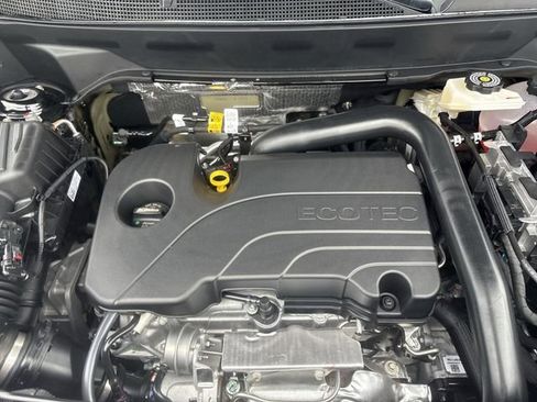 New 2026 Chevrolet Equinox RS w/ LPO, Floor Liner Package image 31