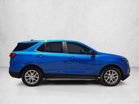 Used 2024 Chevrolet Equinox LT FWD image 4