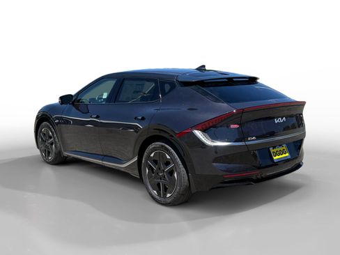 New 2026 Kia EV6 Wind RWD image 3