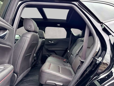 Used 2023 Chevrolet Blazer RS w/ Enhanced Convenience Package image 9