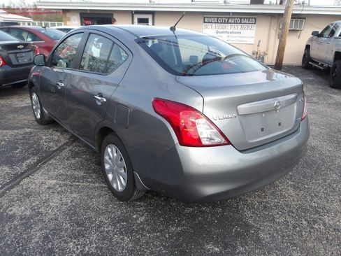 Used 2012 Nissan Versa SV image 5