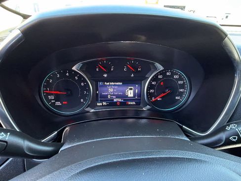 Used 2022 Chevrolet Equinox LT FWD image 21