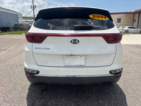 Used 2021 Kia Sportage LX AWD/4WD image 4
