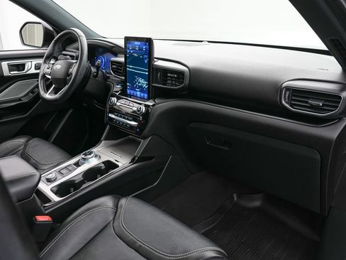 Certified 2021 Ford Explorer ST w/ ST Street Pack AWD/4WD image 27