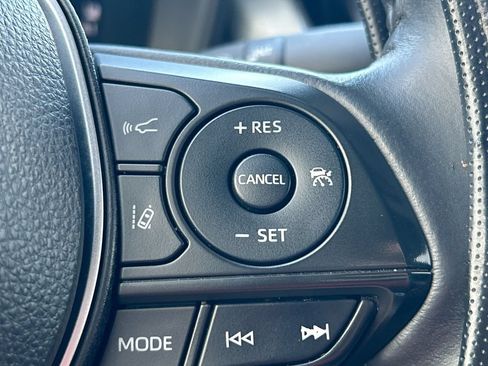 Used 2021 Toyota Corolla SE FWD image 17