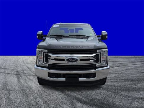 Certified 2019 Ford F250 XL w/ STX Appearance Package AWD/4WD image 9