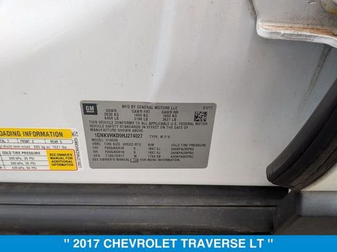 Used 2017 Chevrolet Traverse LT image 40