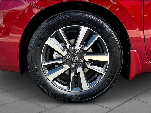 Certified 2025 Nissan Versa SV w/ Trunk Package FWD image 11