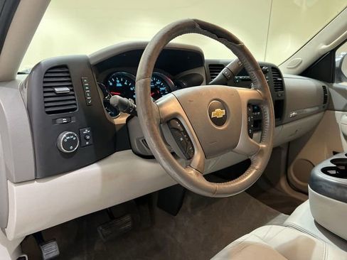 Used 2012 Chevrolet Silverado 1500 LT image 9