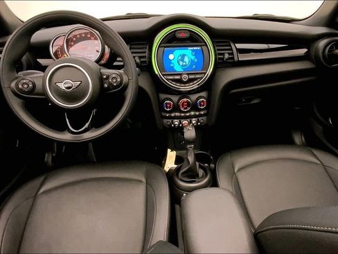 Used 2019 MINI Cooper Convertible w/ Signature Upholstery Package FWD image 16
