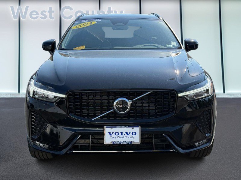 Certified 2024 Volvo XC60 B5 Plus w/ Protection Package Premier AWD/4WD image 10