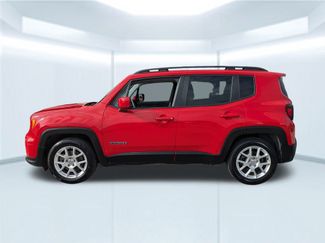 Used 2019 Jeep Renegade Latitude video 2
