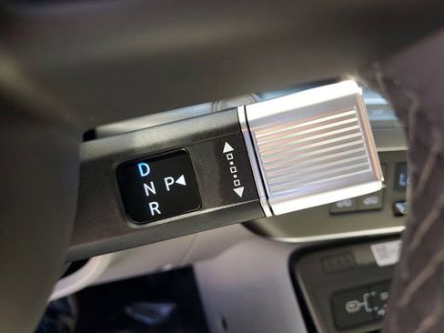 Certified 2025 Hyundai Kona Limited image 29