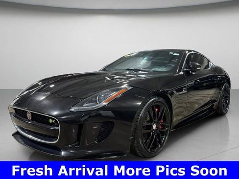 Used 2016 Jaguar F-TYPE R image 7