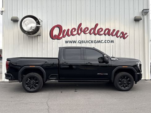 Used 2025 GMC Sierra 2500 AT4 w/ AT4 Premium Plus Package image 29