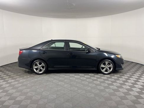 Used 2012 Toyota Camry SE image 8