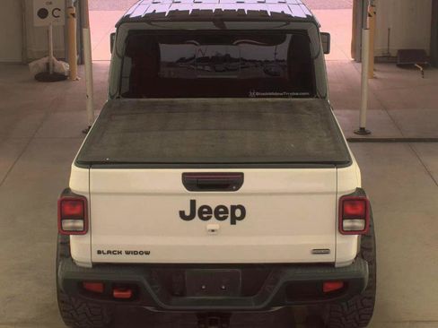 Used 2021 Jeep Gladiator Overland w/ Popular Equipment Package AWD/4WD image 6
