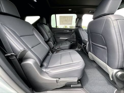New 2027 Chevrolet Traverse LT w/ Sun and Wheel Package AWD/4WD image 27